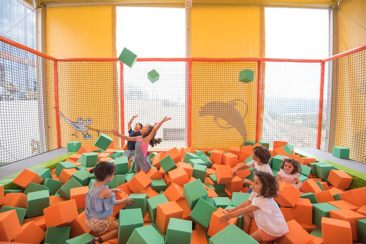 Vila Gale Sintra Luaran gambar Foam pit